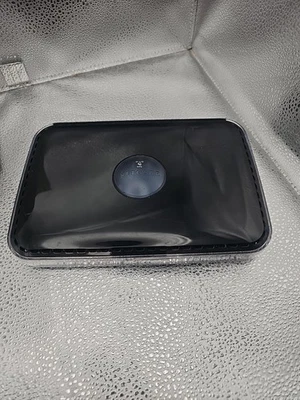 Genuine Netgear Duo Wireless N Router WNDR3300 - Image 1 of 4