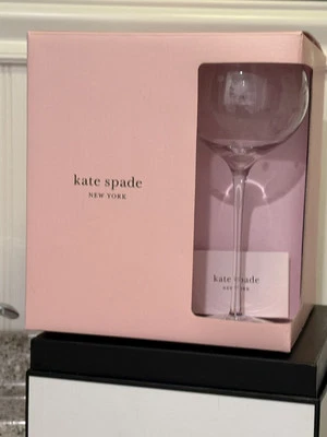 Kate Spade BALÃO DE VINHO PONTO LARABEE COM HASTE CONJUNTO DE 4 COPOS NOVO NA CAIXA com Frete Grátis - Imagem 1 de 4