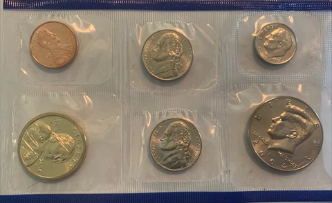2004-P Uncirculated Coin Set In Cello  6 Coins   Gsa-13 Cover