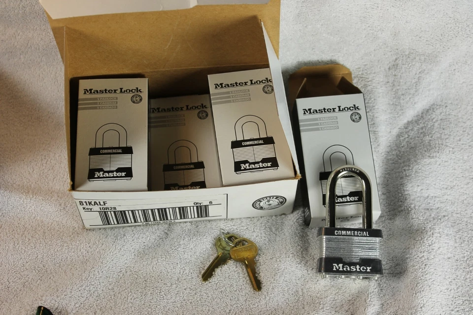 Master Lock padlocks, 6-Keyed alike, #81KALF, Extended shackle - Image 1 of 2