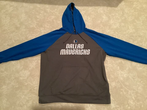 Dallas Mavericks Sweatshirt (Size:2XL) (Mens) (Used) Cover