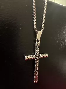 24 Inch Chain And Cross Pendant. - Picture 1 of 6