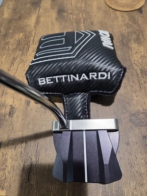 Bettinardi Inovai Rev. Putter 8.0 Armlock 39" Foto 1 de 4