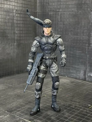 Figura suelta y armas Metal Gear Solid Snake McFarlane Toys KONAMI (1999)  Foto 1 de 2