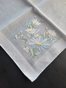 Vintage Ladies Hankie Embroidered Blue Floral - Bild 1 von 5