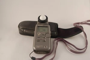 Sekonic L-358 Light Meter with RT- Module 32 Transmitter & battery - Picture 1 of 9