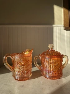 Vintage Imperial Carnival Glas Ringelblume Rosenglanz Milchkännchen Krug Zucker mit Deckel Set - Bild 1 von 21