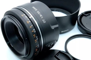 Near Mint Sony DT 35mm f/1.8 SAM Wide Angle Standard Lens SAL35F18 w/ Hood Japan - Picture 1 of 12
