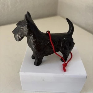 Vintage Scottie Scottish Terrier Ornament Hund Metall Figur - Bild 1 von 5