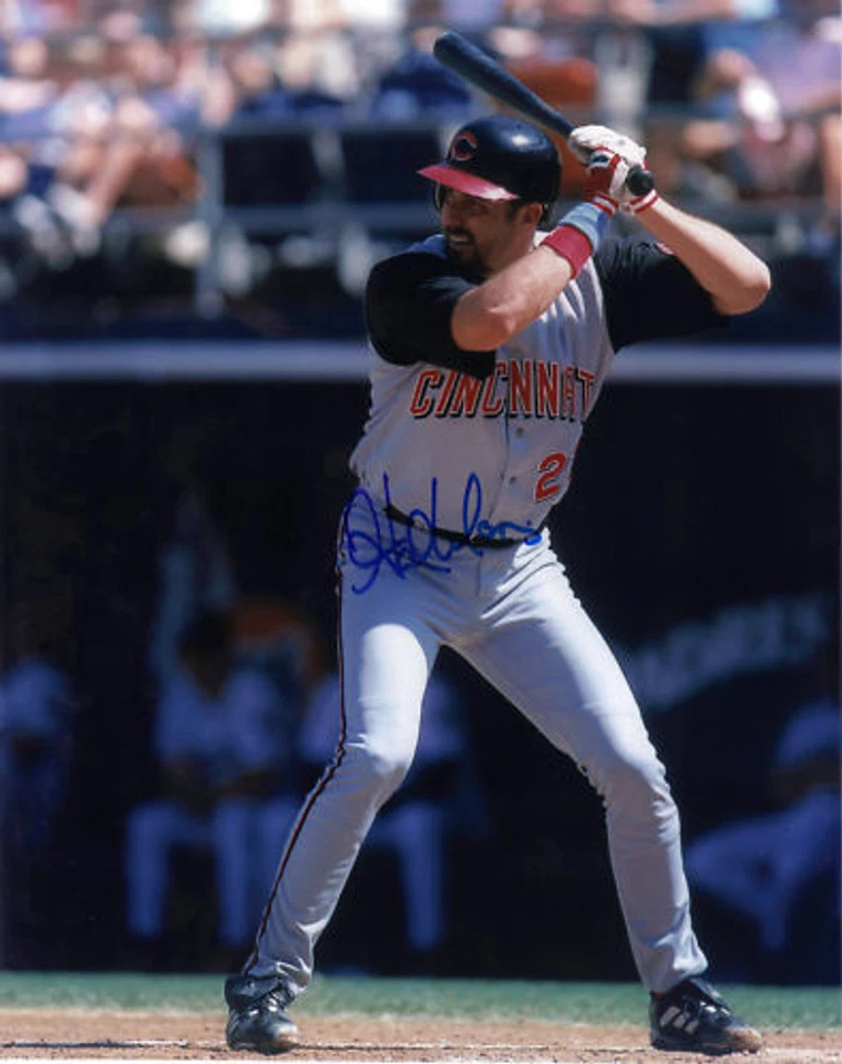 HAL MORRIS CINCINNATI REDS   ACTION SIGNED 8x10 - Image 1 of 1