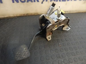 GENUINE HONDA CR-V II RD 2.2 CTDi RD9 CLUTCH PEDAL - Picture 1 of 5