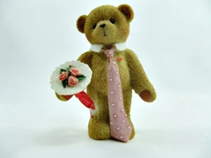Cherished Teddies: I'm sweet on you - Boy w Flowers von 2002 - NR:107060  (45) - Bild 1 von 3