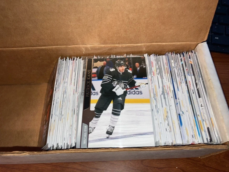 2020-2021 Upper Deck Extended Series Hockey #501-700 You Pick! Complete Your Set - Image 1 of 1