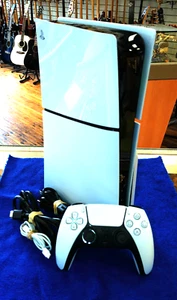 Sony PlayStation 5 Slim Disc Edition PS5 1TB White Gaming System CFI-2015 - Picture 1 of 5