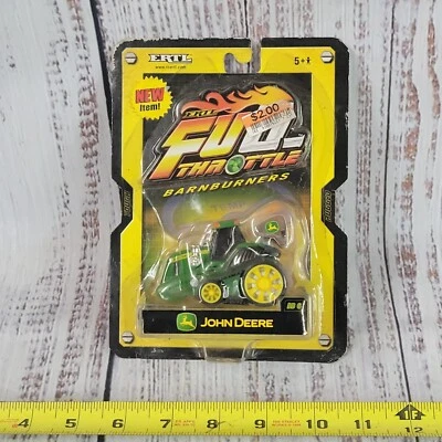 Ertl 1/64 2005 full throttle barn burners John Deere BB-6 tracked tractor sealed - Image 1 of 4