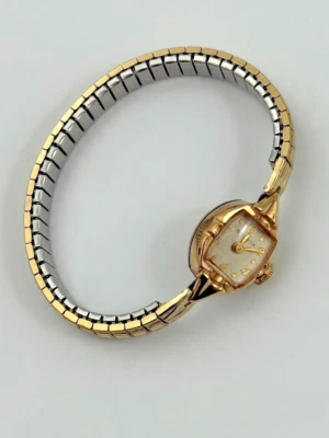 Vintage BULOVA Windup Womens Watch 10K Gold Filled 21 Jewels Mechanical WORKS - Image 1 of 4