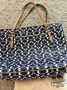 Coach Peyton Dream Top Zip Tote/Shopper F27350 Multi Blue Color Canvas - Picture 1 of 3