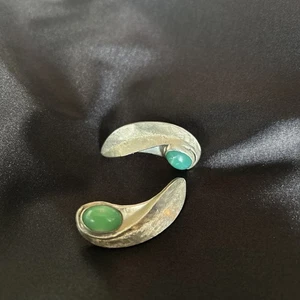 Vintage Large Silver Leafs Chrysoprase Gemstone Earrings 15.12 grams Read All - Picture 1 of 8