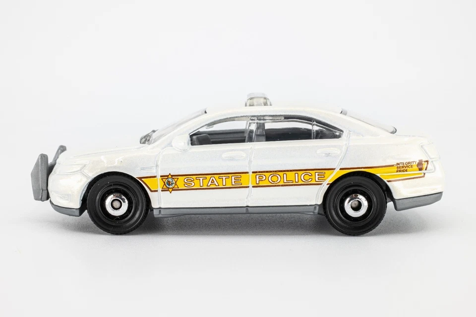 2017 Matchbox "Open Roadsters" Ford Police Interceptor WHITE | DISC WHEEL | MINT - Image 1 of 1