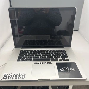 Apple MacBook Pro A1286 15 per ricambi o riparazione - Foto 1 di 3