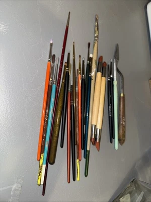 Lote de 21 pinceles y suministros de pintura Master Touch Sablon Winsor Newton varios Foto 1 de 4