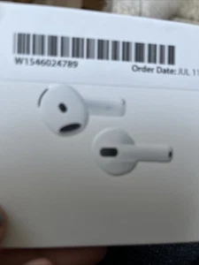 AirPods (4ème génération) avec annulation active du bruit marque Apple originale - Photo 1 sur 5