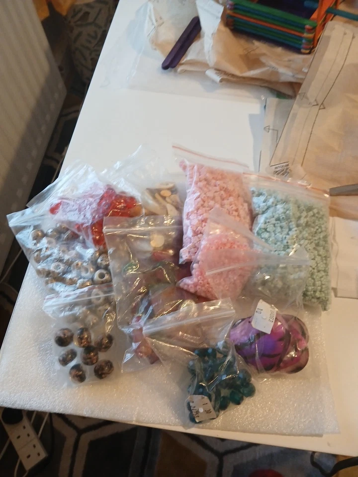 10 Bag Joblot of Mixed Beads Jewellery Making Crafts Gorgeous Collection - Image 1 of 4