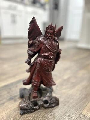 Резная палисандровая скульптура бессмертного гуань гонга  - Изображение 1 из 3