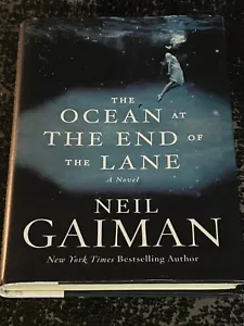 THE OCEAN AT THE END OF THE LANE by Neil Gaiman (Hardcover, 2013) SIGNED - Bild 1 von 3