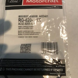 Junta de salida de refrigerante del motor MOTORCRAFT se adapta 03-07 Ford F-350 Super Duty 6,0 L-V8 - Imagen 1 de 2