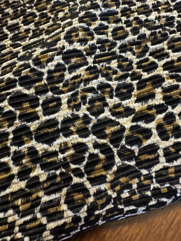 NUEVO MARRÓN NEGRO Leopardo Poli Acordeón Plisado 4 Vías Tela Elástica 3 Yardas 56"W Foto 1 de 4