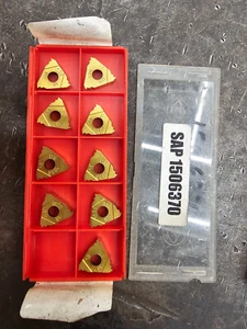 Qty 9 Sandvik R166 R166.0G-16UN01C180 **60 ISO 18 EXT R 1020 Carbide Inserts - Picture 1 of 2
