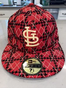 St. Louis Cardinals Fitted Pattern Hat. Hard To Find!! 7 1/4 Inch. Beautiful! - Picture 1 of 5
