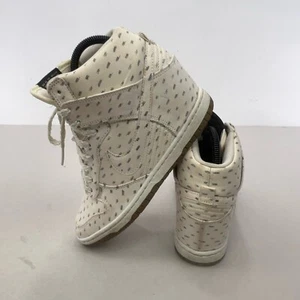 Nike Turnschuhe Sky Hi Damenschuhe mit verstecktem Keilabsatz Größe 6 elfenbeinfarben schwarz 543258-100 - Bild 1 von 13