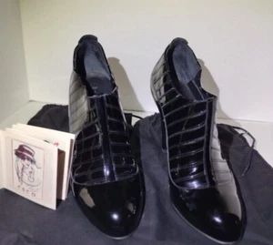 100% AUTH Chanel 06A Black Patent Leather hell Sz 39 EUC 8.5 US - Picture 1 of 5
