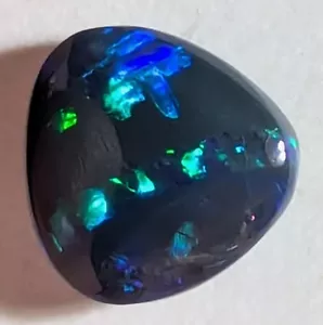 1.0ct Black Opal Blue Green Trillion Lightning Ridge AU - Picture 1 of 13