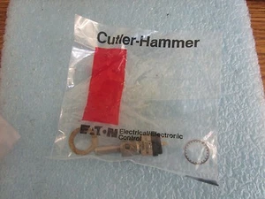 Cutler-Hammer / Eaton Model: MS90310-28 Toggle Switch. New Old Stock - Picture 1 of 1