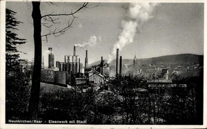 Ak Neunkirchen im Saarland, Eisenwerk mit Stadt - 4481310 - Bild 1 von 2