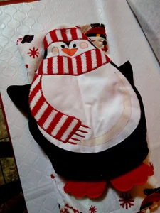 New Christmas Penguin Kitchen Towel and Potholder - Picture 1 of 3