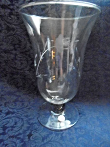 VTG PRINCESS HOUSE HERITAGE 11” ETCHED VASE ~ 1980S RETIRED – NWT - Picture 1 of 2