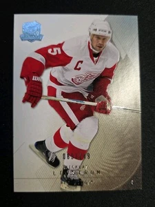 2009-10 UPPER DECK "THE CUP" - NICKLAS LIDSTROM BASE CARD /249 - Picture 1 of 2