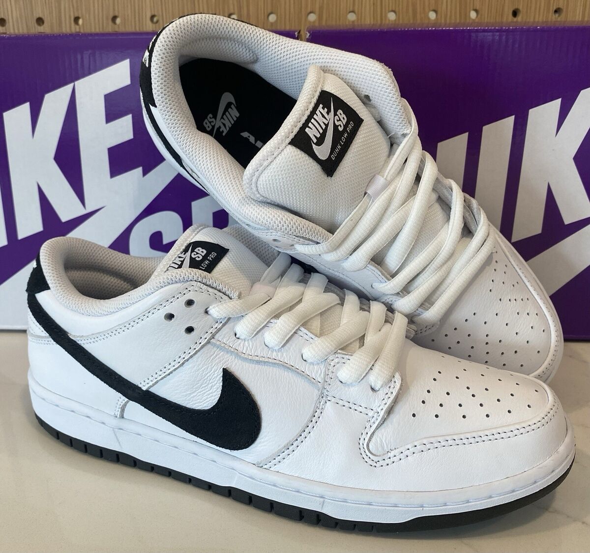 Preços baixos em Nike Dunk Low Black White | eBay Preços baixos em Nike Dunk Low Black White | eBay