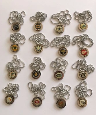 Collar con dije giratorio del equipo de la NFL #1 fan/logotipo - con licencia oficial elige tu equipo Foto 1 de 4