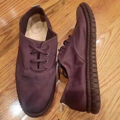 Tenis Clarks Blithe Low Top ciruela púrpura con cordones - Talla 9,5 Foto 1 de 4