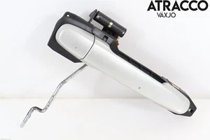 GENUINE OUTER RIGHT HANDLE TOYOTA COROLLA Estate (_E12_) 2005 - Picture 1 of 4