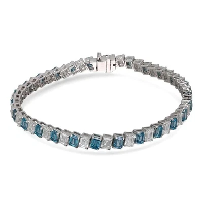 Теннисный браслет из белого золота 14 карат с голубыми и белыми выращенными в лаборатории бриллиантами изумрудной огранки  - Изображение 1 из 4