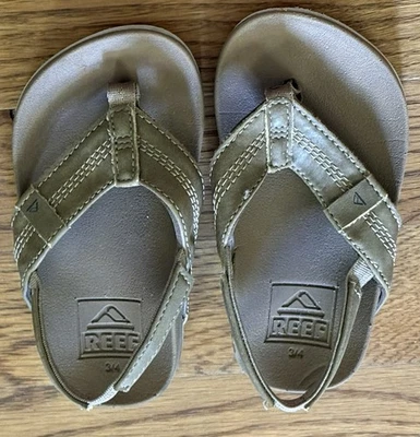 Chanclas REEF Youth Lil Cushion Spring, talla 3/4, usadas en excelente estado Foto 1 de 3