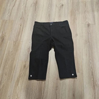 Women’s NYDJ Lift and Tuck Crop Capris Classic Fit Denim Jeans Black Size 16 - Image 1 of 4