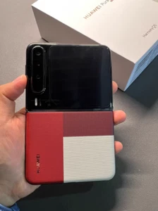 Pura X Edición Coleccionista Plegable LTPO2 OLED 16GB + 1T Desbloqueo Google - Imagen 1 de 12