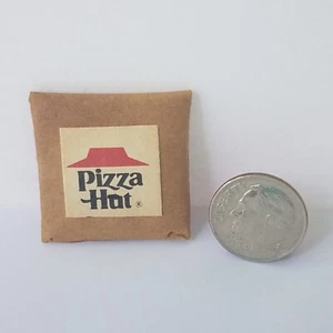 Vintage Pizza Hut Paper Cardboard Box 1:12 Scale Miniature Dollhouse Food Mini - Picture 1 of 5